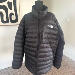 The North Face Men's Dark Gray Puffer Jacket